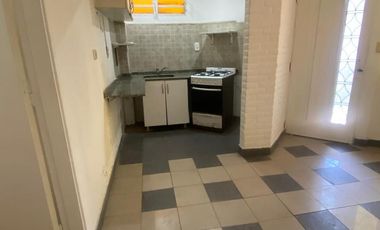 PH en HORARIO QUIROGA 3795 ESQUINA RAFAEL OBLIGADO