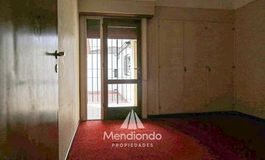 Casa 5 amb con cochera y patio. 200m2 cubiertos - Zona Centro en Balcarce