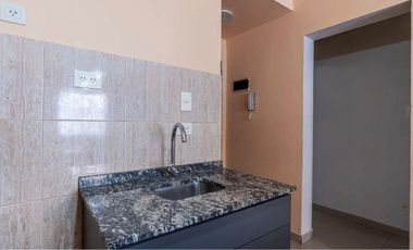 Departamento de dos ambientes en alquiler en Crucecita