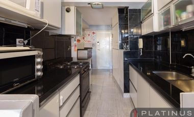 Semipiso en Venta de 4 Dormitorios con Cochera, Apto Crédito - Barrio Centro