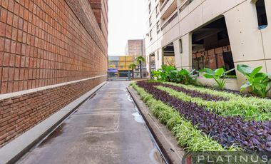 Semipiso en Venta de 4 Dormitorios con Cochera, Apto Crédito - Barrio Centro