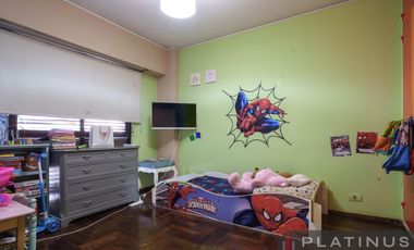 Semipiso en Venta de 4 Dormitorios con Cochera, Apto Crédito - Barrio Centro