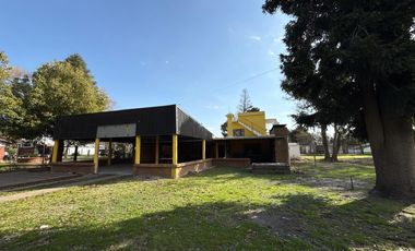 PROPIEDAD - LOCAL Y TERRENO EN PUEBLO ESTHER 3000M2