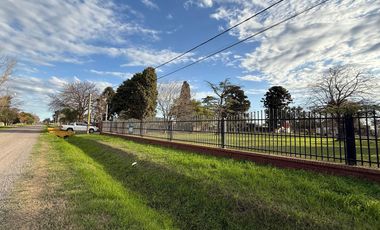 PROPIEDAD - LOCAL Y TERRENO EN PUEBLO ESTHER 3000M2