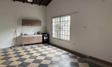 Casa de 2 dormitorios en Burzaco