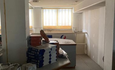 Gran Local en Centro de Córdoba – Salón, Depósito, Oficinas y Posibilidad de Ampliar