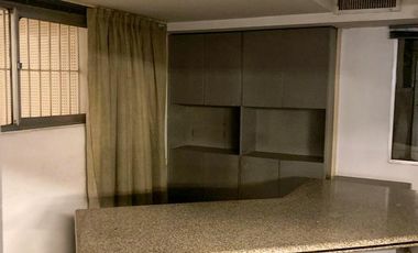 Gran Local en Centro de Córdoba – Salón, Depósito, Oficinas y Posibilidad de Ampliar