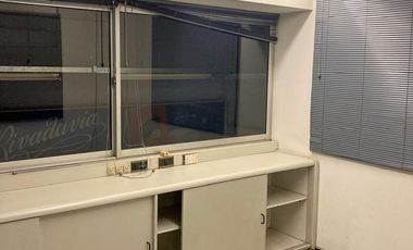 Gran Local en Centro de Córdoba – Salón, Depósito, Oficinas y Posibilidad de Ampliar