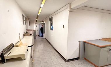 Gran Local en Centro de Córdoba – Salón, Depósito, Oficinas y Posibilidad de Ampliar