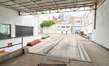 Gran Local en Centro de Córdoba – Salón, Depósito, Oficinas y Posibilidad de Ampliar