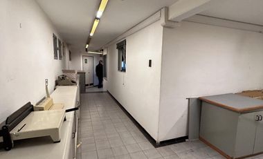 Gran Local en Centro de Córdoba – Salón, Depósito, Oficinas y Posibilidad de Ampliar