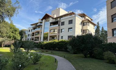 Departamento en  venta de 3 dormitorios