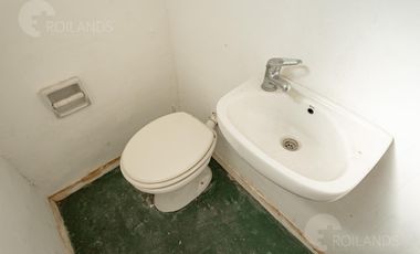 Venta Casa Quinta, 4 amb con importante lote y pileta en Malvinas Argentinas