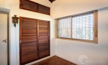 Venta Casa Quinta, 4 amb con importante lote y pileta en Malvinas Argentinas