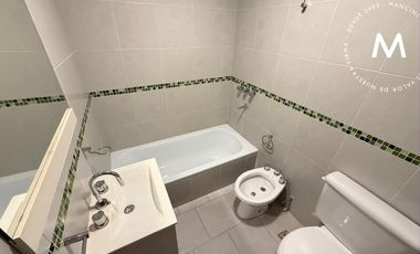 Departamento en venta de 2 ambientes con patio - Villa Ballester Centro