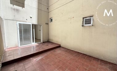 Departamento en venta de 2 ambientes con patio - Villa Ballester Centro