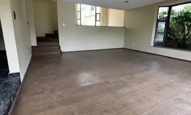 Casa en venta en Lomas de Tecamachalco, Naucalpan de Juárez, México