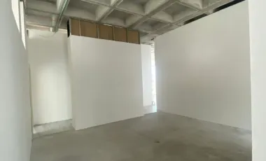 Oficina en venta en Del Valle Oriente, San Pedro Garza García, Nuevo León