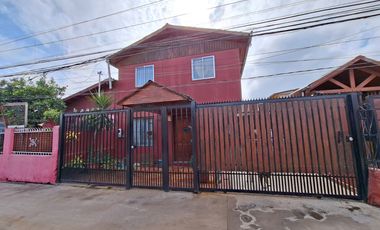 HERMOSA CASA DE   4 DORM 2 BAÑOS  1 ESTAC CASA  LO ESPEJO