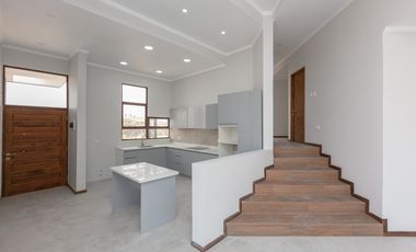 VENTA CASA  3 HAB HACIENDA CHACABUCO