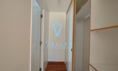 ARRIENDO CASA  ESQUINA DE 2 PISOS  EN CIUDAD DE LOS VALLES