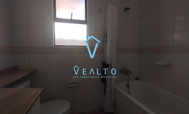 ARRIENDO CASA  ESQUINA DE 2 PISOS  EN CIUDAD DE LOS VALLES