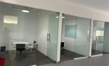 Edificio en renta en Centro, Monterrey, Nuevo León