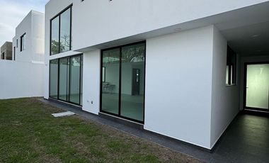 Casa en  venta en Llano Grande, Metepec