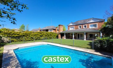 Casa en venta con renta en  La Lomada De Pilar