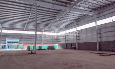 Deposito Nave AAA en alquiler predio con seguridad, Munro Vicente Lopez