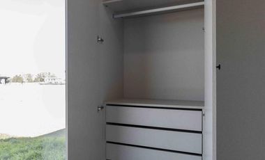 Casa en venta barrio Lares de Canning