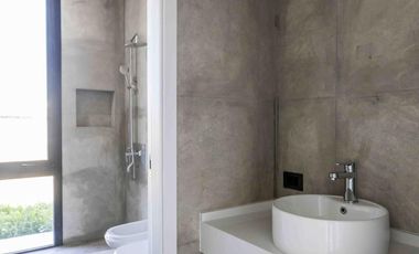 Casa en venta barrio Lares de Canning