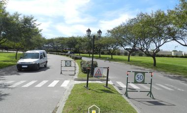 VENTA, CASA, SAN MATIAS, AREA 4, LOTE AL 700, 5 AMBIENTES