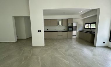 VENTA, CASA, SAN MATIAS, AREA 4, LOTE AL 700, 5 AMBIENTES