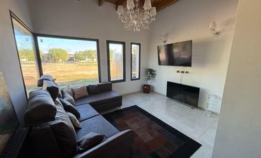 Casa en  barrio privado La Fontana