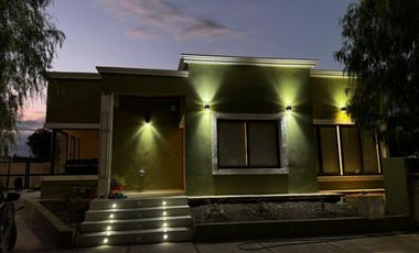 Casa en  barrio privado La Fontana