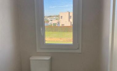 Casa en Barrio Náutico Albanueva con 2 Cocheras Cubiertas