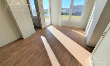 Casa en Barrio Náutico Albanueva con 2 Cocheras Cubiertas