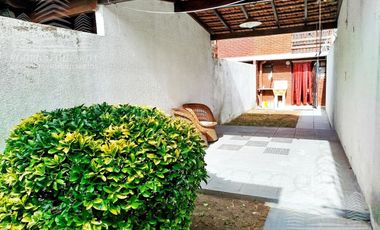 Dúplex con quincho y parrilla a 400 mts del mar!!