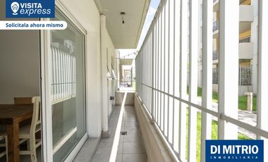 ¡Viví frente al Parque Lezama en este moderno 2 ambientes con balcón!