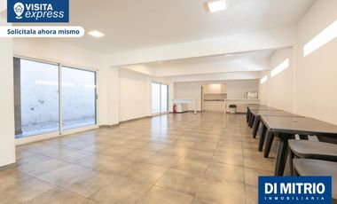 ¡Viví frente al Parque Lezama en este moderno 2 ambientes con balcón!