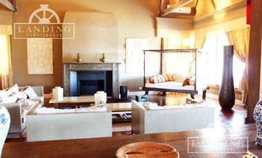 Depto PB con jardin al rio, 3 dormitorios y dependencia - Dos cocheras- con renta h/ 04/26