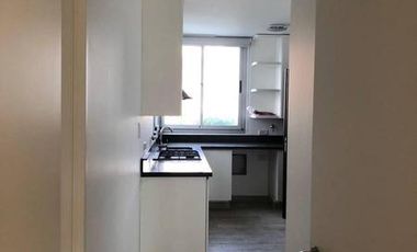 Depto PB con jardin al rio, 3 dormitorios y dependencia - Dos cocheras- con renta h/ 04/26