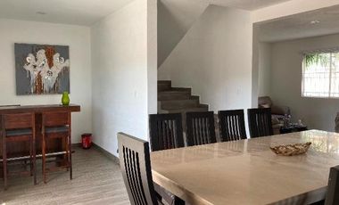 VENTA CASA EN CONDOMINIO, IXTAPAN DE LA SAL