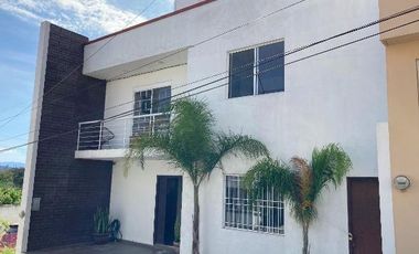 VENTA CASA EN CONDOMINIO, IXTAPAN DE LA SAL