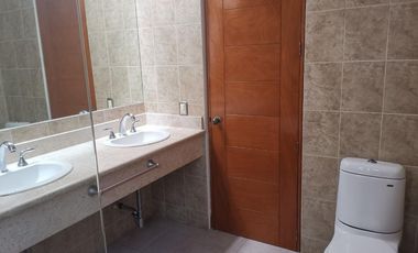 Preciosa Casa en condominio