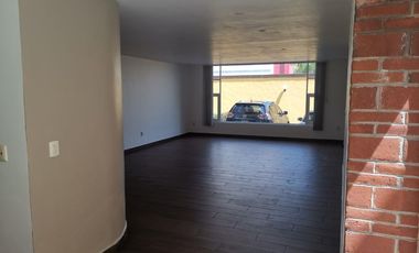 Preciosa Casa en condominio