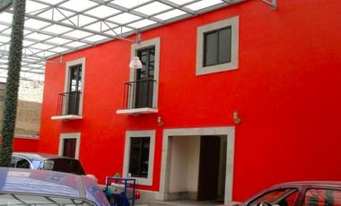 casa con uso de suelo, en renta