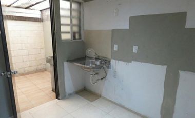 Casa sola en venta en Valle San Pedro Urbi Quinta Versalles, Tecámac, México