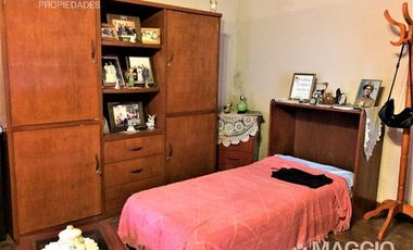 CASA 2 AMBIENTES VILLA LUZURIAGA